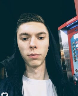 Женя