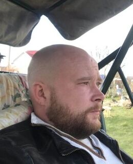 Денис Шапка