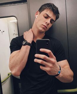 Андрей