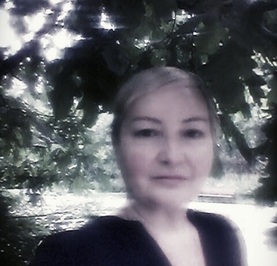 Оля