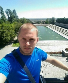 Андрей Грив