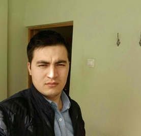 Блондин