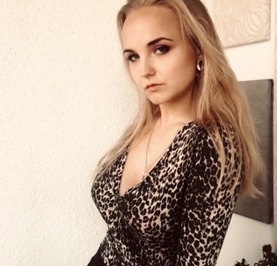 Таня