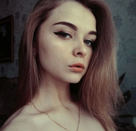Полина