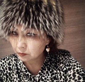 Айнура