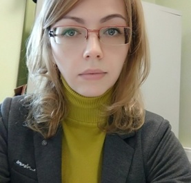 Оля