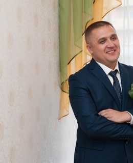 Максим