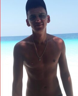 Aleks30