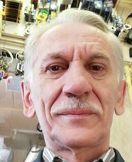 Геннадий